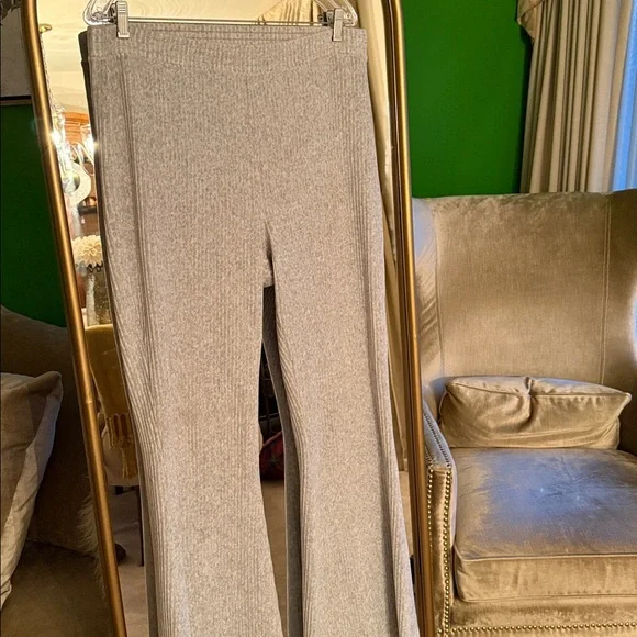 Aerie Pants Womens XL Groove On Corduroy Flare Bell Bottom Pull On - Picture 4 of 8